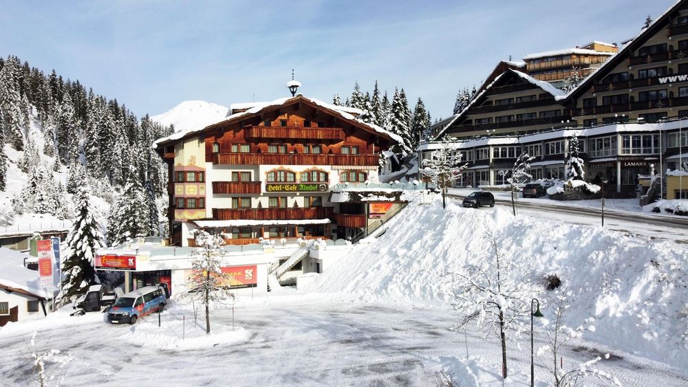 Skiurlaub zum Jahreswechsel 2026/27 im Hotel Almhof in Fügenberg